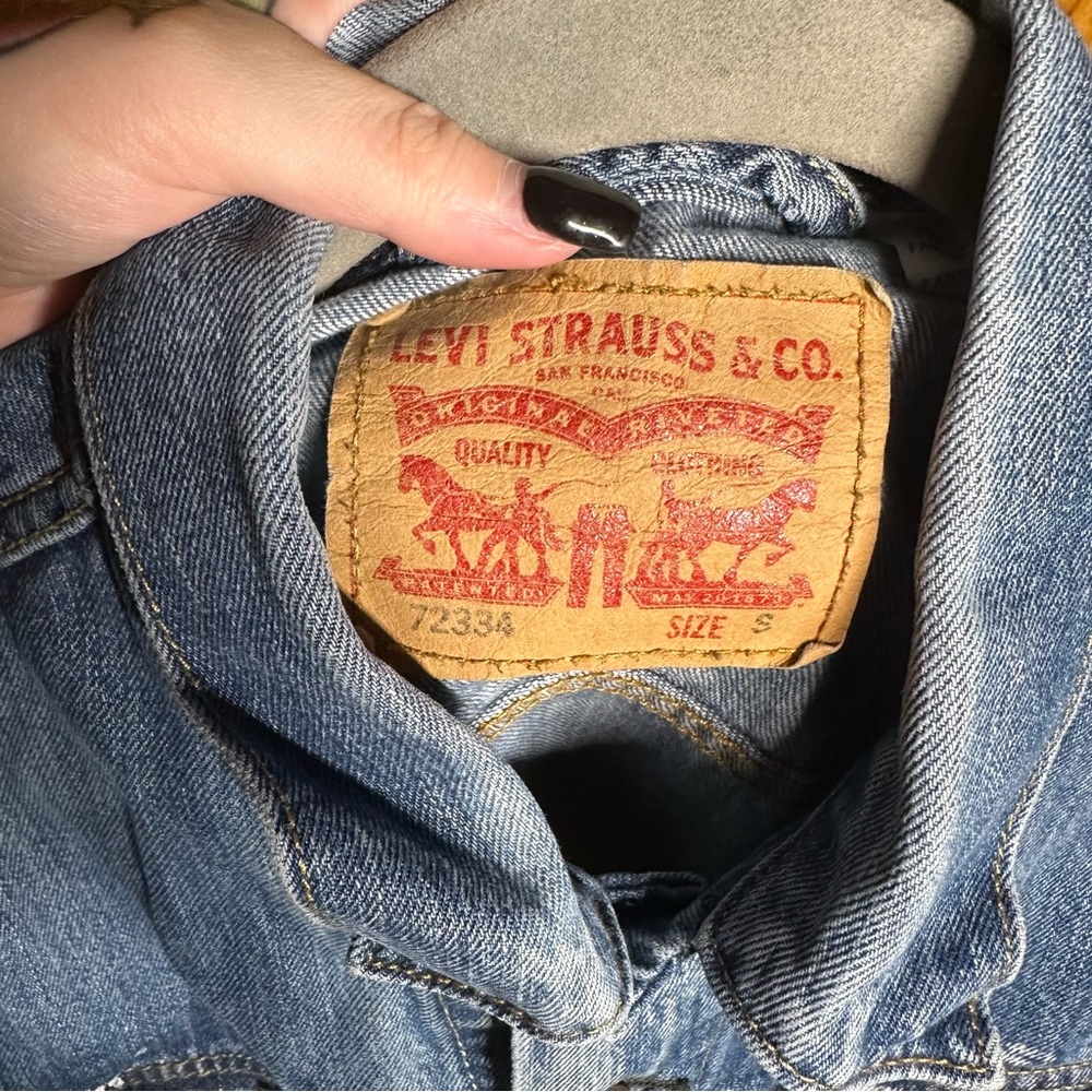 Levi’s Distressed Denim Jacket - image 6